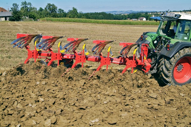 Farming machine